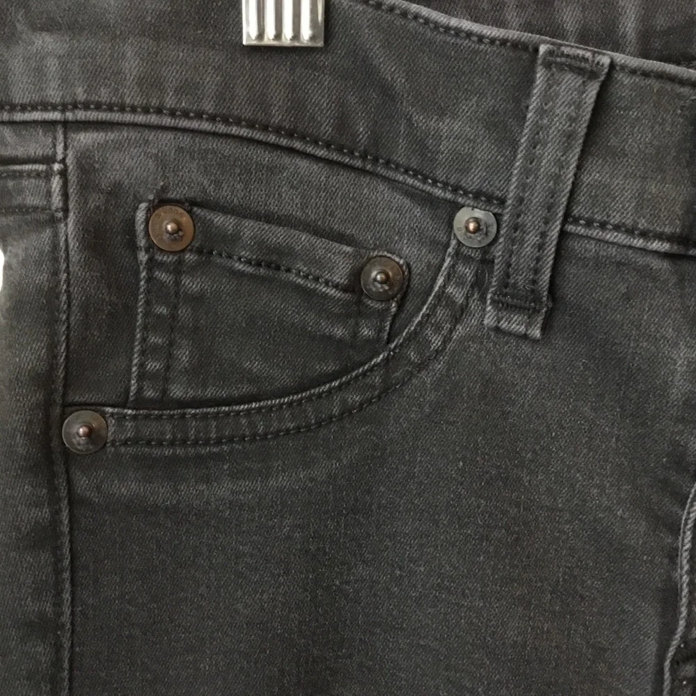 rag & bone Legging Black Distressed Skinny Jeans - Size 25